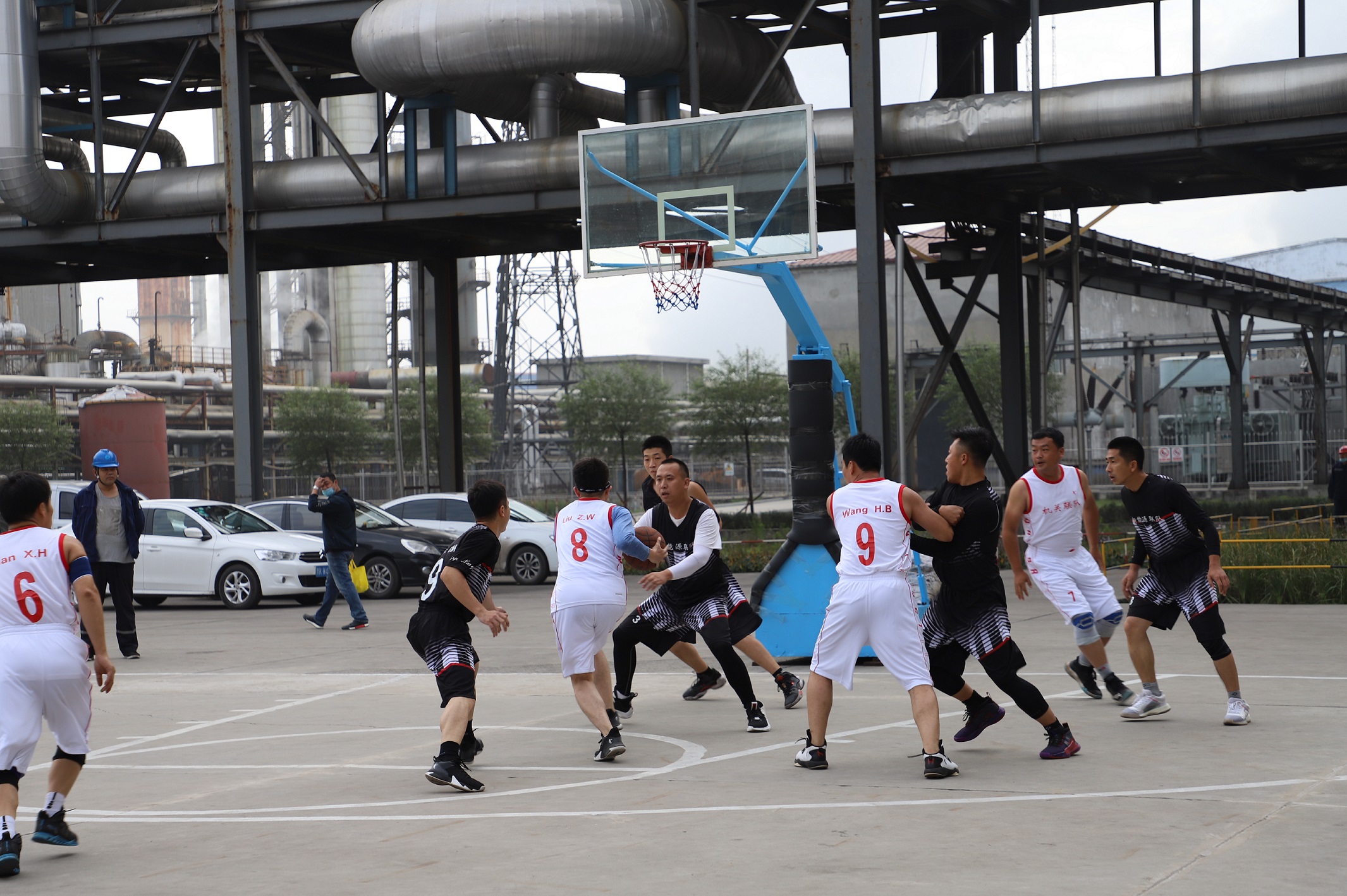 “迎国庆?凝众心”新型学徒职工 男子篮球比赛